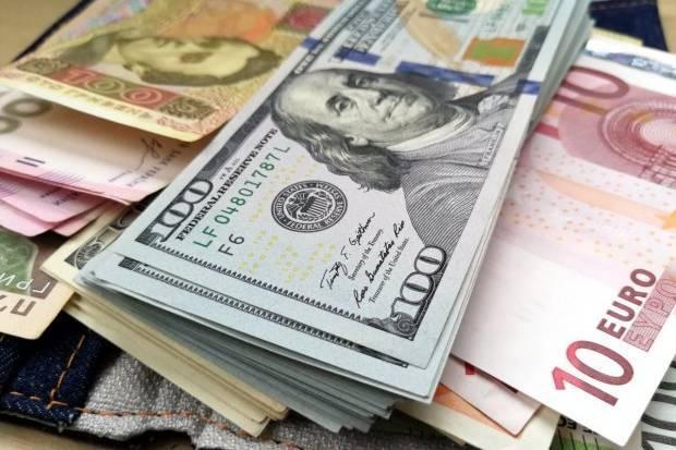 Курс валют на 17 сентября в Запорожье: доллар дорожает в банках