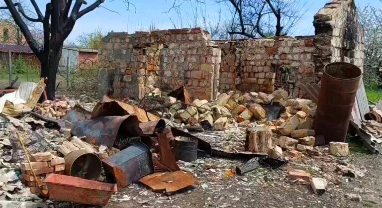 “Упало около 5 снарядов, горели дома, погибли люди”: жители Каменского рассказали об обстрелах оккупантов на Пасху