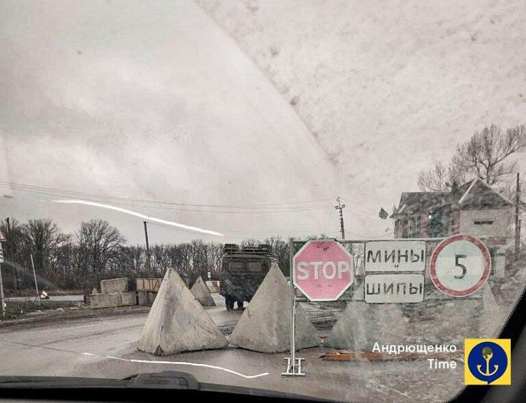 Как выглядит въезд в оккупированное село Розовка Запорожской области (ФОТО)