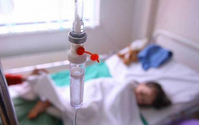 В Запорожской области школьница умерла от туберкулезного менингита: её семья в больнице