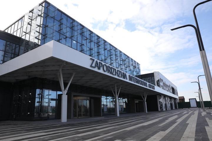 Строительство нового терминала запорожского аэропорта продолжается, – фото