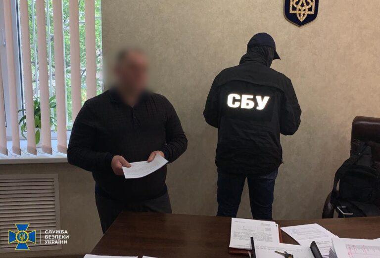В Запорожье задержали полковника полиции за незаконную выдачу разрешений на оружие