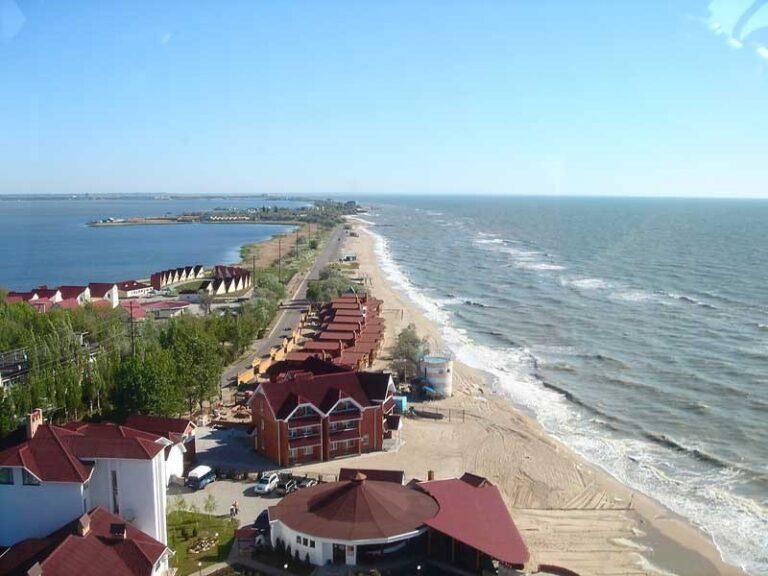 В Азовском море за сутки спасли двух отдыхающих