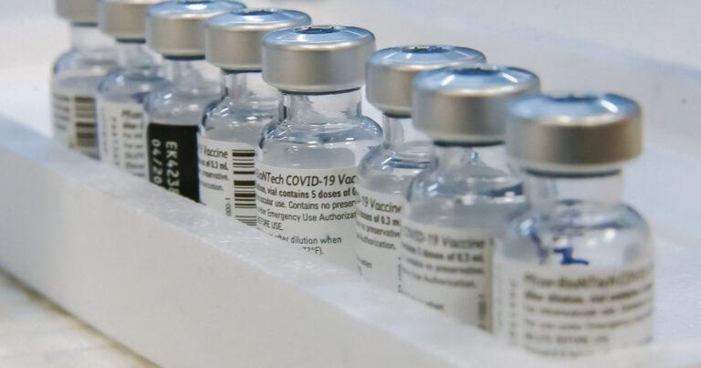 В Запорожье ожидают поставку двух новых вакцин от COVID-19