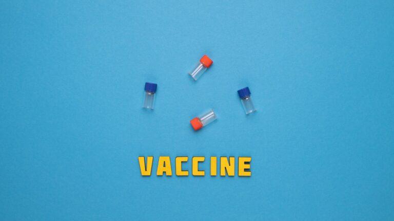 Запорожцев будут вакцинировать второй дозой вакцин с 9 мая