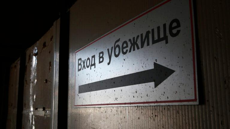 Укрытия в Бердянске закрывают для гражданских