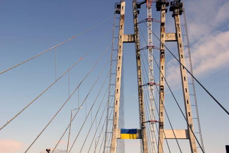 Запорожские мосты планируют полностью достроить в 2023 году