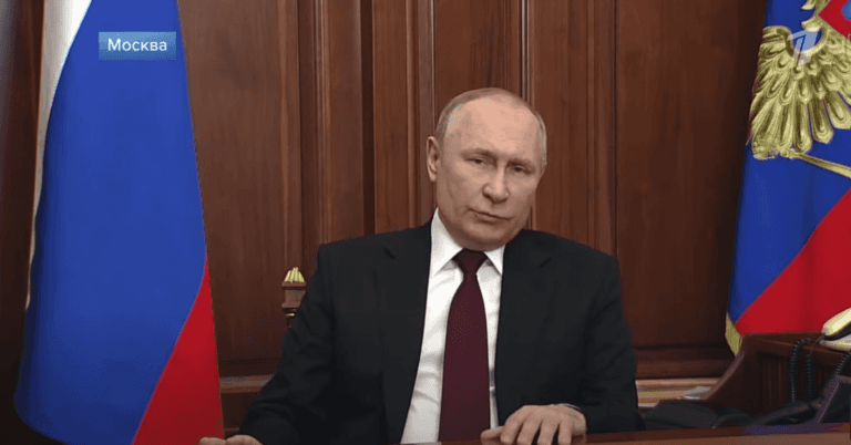Путин подписал указ о признании ЛНР и ДНР