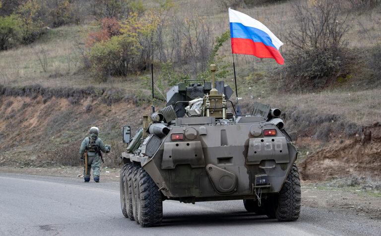 Российские оккупанты заявляют о “наступлении на Угледар”, но аналитики утверждают обратное