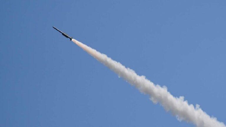 В окупованому Бердянську лунають звуки вибухів: можливий запуск ракет