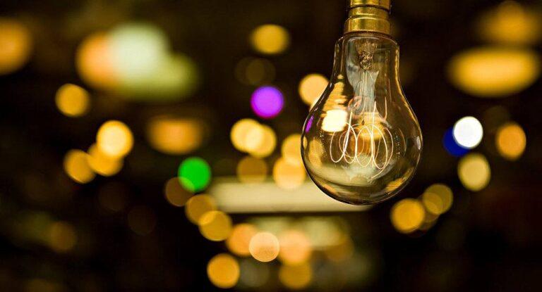 Отключения электричества 18 января в Запорожье: на полтора часа дольше без света