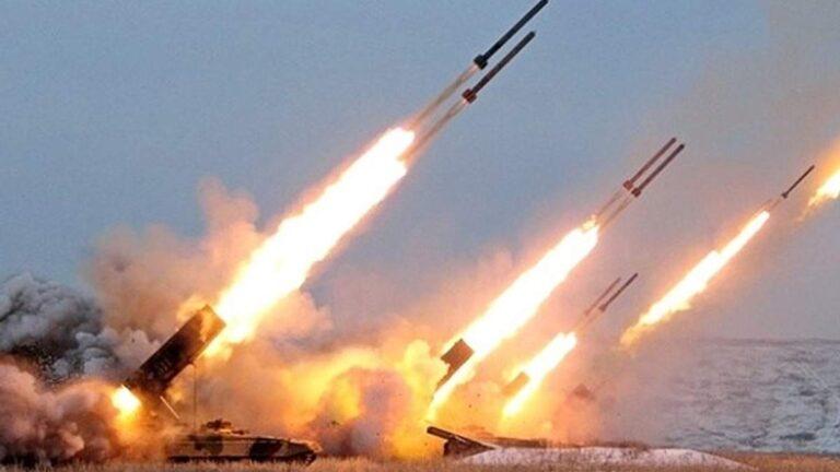 Оккупанты наносят массированный ракетный удар по Украине: ожидается 60 ракет