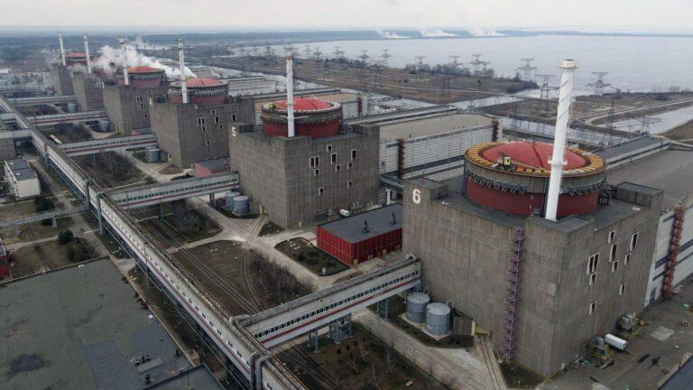 Запорожская АЭС полностью отключилась по вине россиян