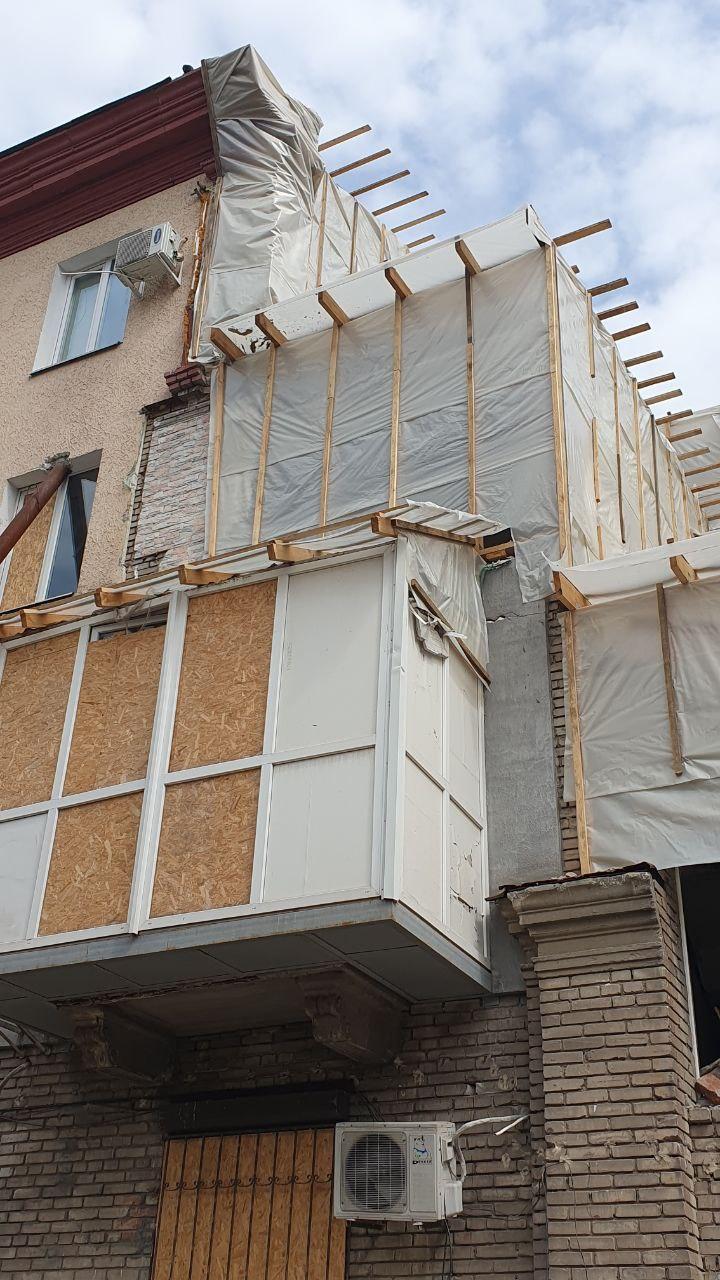 В Запорожье “законсервировали” дом, разрушенный ракетными обстрелами: как он выглядит