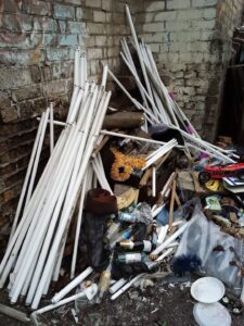 В центре Запорожья выявили свалку испорченных ртутных ламп