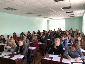 “На одной волне”: как изменилась коммуникация студента и преподавателя за последние 10 лет