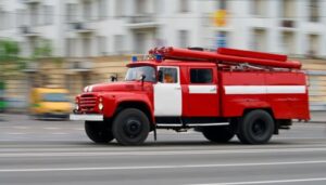 В Коммунарском районе Запорожья большой пожар