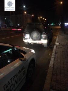 На проспекте Соборном задержали вооруженных мужчин