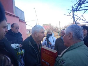 В Запорізькій області ветеран УПА отримав посвідчення учасника бойових дій