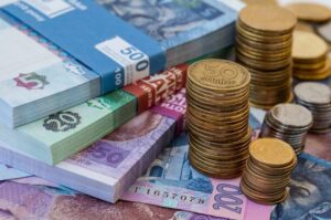 На помощь запорожцам, у которых из-за обстрелов было повреждено жилье, направлено более 130 млн грн