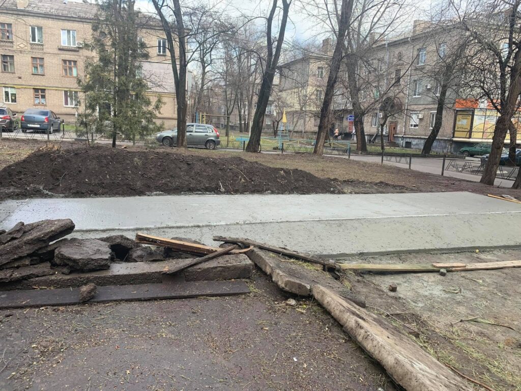 v-zaporozhe-na-stroitelstvo-kontejnernyh-ploshhadok-vydelyat-20-mln-grn