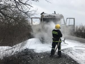 На трассе «Энергодар-Бердянск» загорелся “МАЗ”