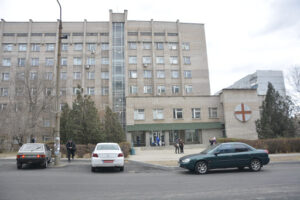 В Энергодаре с 25 марта запустят спецрейсы для перевозки медиков в месту работы 