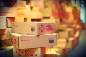 Укрпошта та Нова пошта у Запоріжжі не будуть працювати 1 січня: графік роботи магазинів та банків