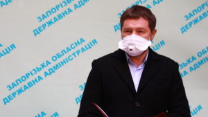В Запорожской инфекционной больнице под аппараты ИВЛ оборудуют 40 койко-мест 