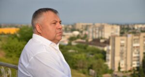 Родом из Куйбышевого, участок под Ялтой и 14 агропредприятий, – что известно о новом запорожском губернаторе