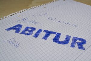 В Запорожской области ВНО по украинскому языку сдали 15 тысяч абитуриентов 