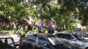 В Запорожье вчера Нацкорпус пикетировал офис партии “Шария” (ВИДЕО)