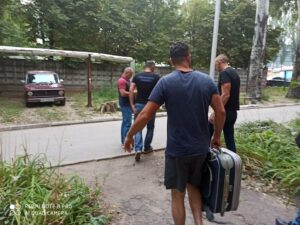 Из Запорожья в Анталию депортировали иностранца, – фото