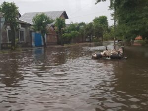 В Бердянске на косе из-за неблагоприятной погоды отсутствует электроснабжение