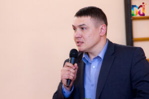 Мэра Днепрорудного суд оштрафовал за препятствование работе журналистов
