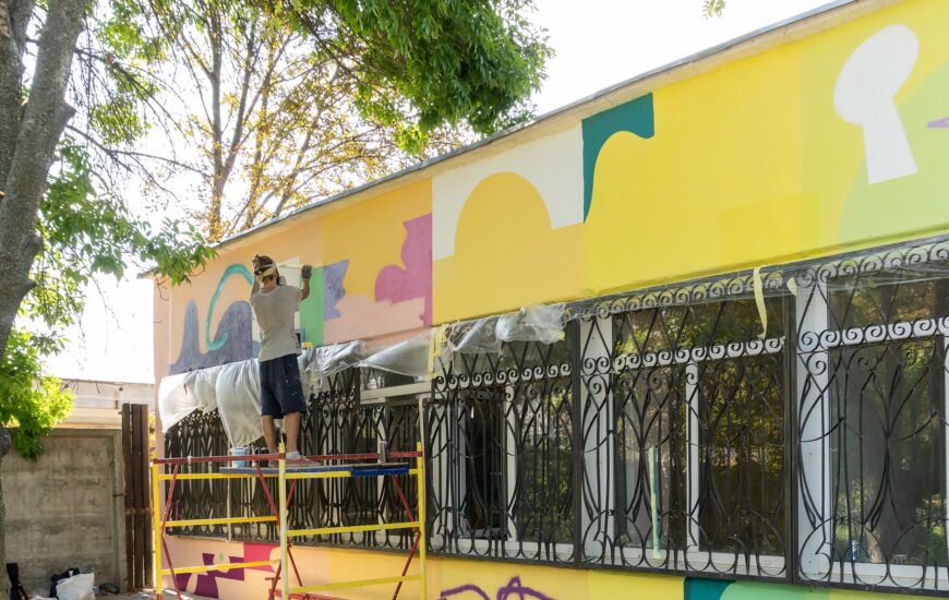 V Zaporozh'ye poyavitsya yeshche odin krasochnyy mural na fasade muzykal'noy shkoly