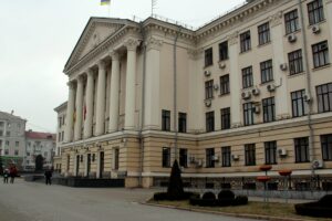 Володимир Буряк і його партія “Єднання” лідирують в передвиборчих перегонах
