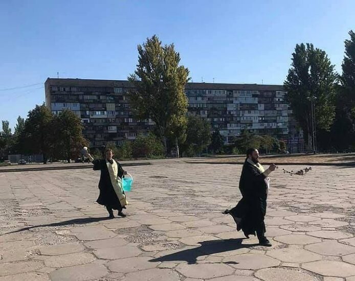 Svyashchenniki osvyatili ploshchad' v Zaporozh'ye posle gey-parada