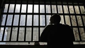 Запорізькі тюрми очима Вчителя: знущання та безпорадність
