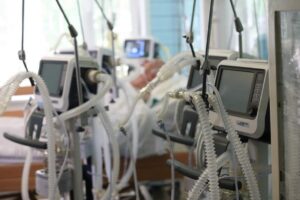 COVID-19 в Запорожье: в каких больницах остались места для пациентов