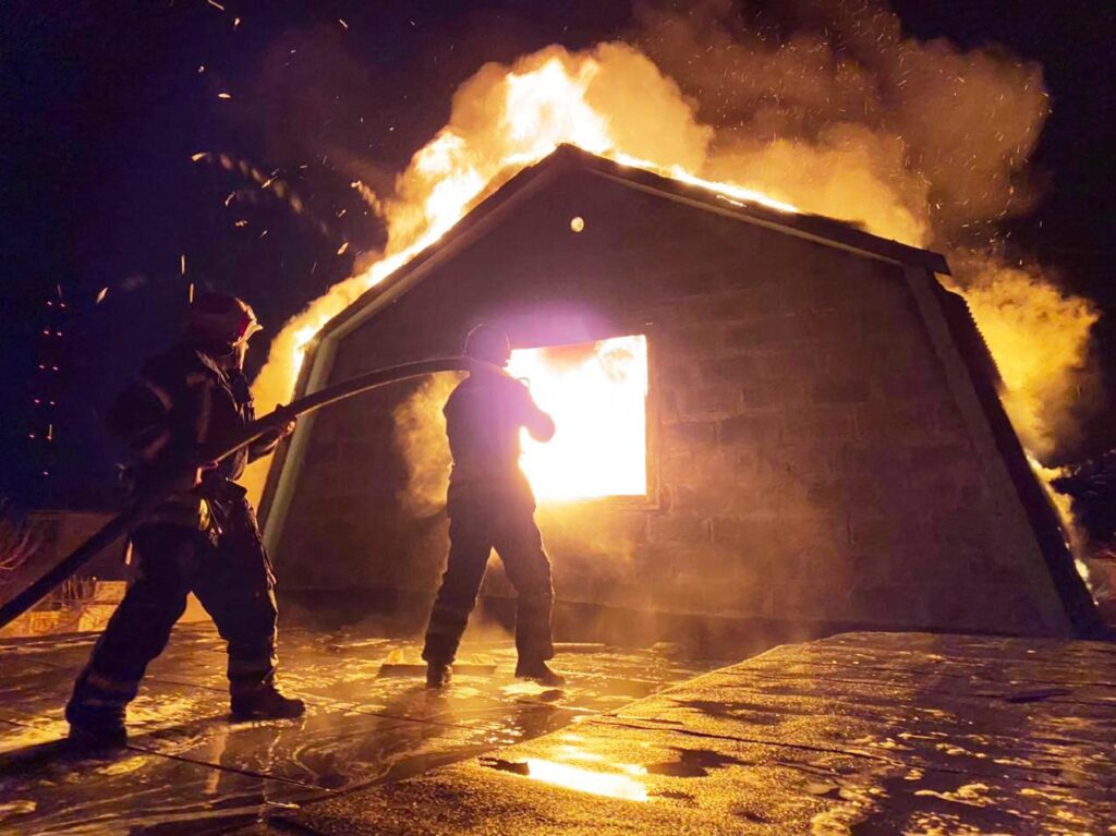 В Запорожской области сгорел жилой дом