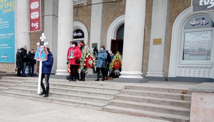В Запорожье похоронили двух погибших при пожаре в больнице