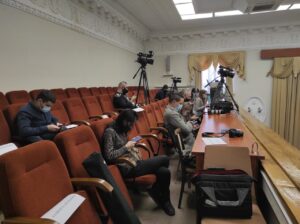 Гордість і упередження: чому запорізькі чиновники продовжують перешкоджати журналістам