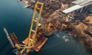 На строительство запорожских мостов направят дополнительные средства