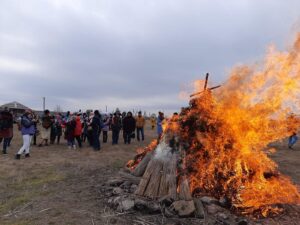 Масляна в Запорізькій області: святкове багаття та багато млинців