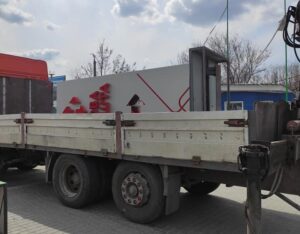 Инспекторы убрали незаконную рекламу Новой почты в Запорожье