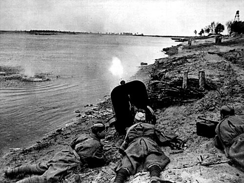 Форсирование реки Днепр в районе Запорожья, 1943 год
