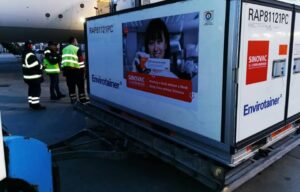 Новая партия китайской вакцины CoronaVac прибыла в Украину 30 апреля