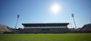 “Славутич-Арена” в Запорожье откроет трибуны для зрителей