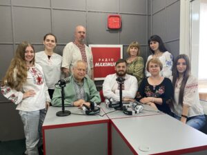 Генетичний код: працівники редакції розповіли історію своїх вишиванок